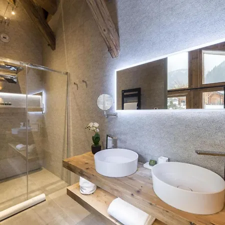 Appartamento Chalet Zell: A Picturesque Escape In The Heart *