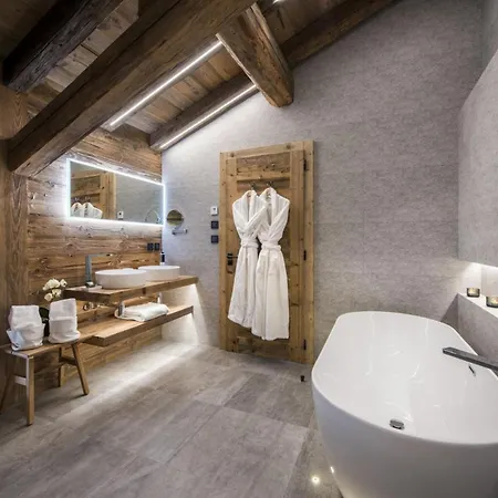 Chalet Zell: A Picturesque Escape In The Heart *